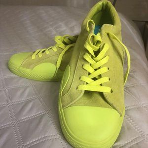 Vision Street Wear women's suede sneakers